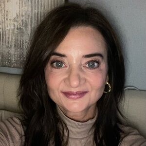 Meet your Posher, Pam